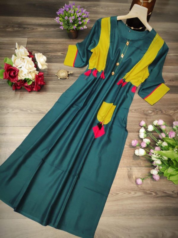 Lovable Rama Color Kurti