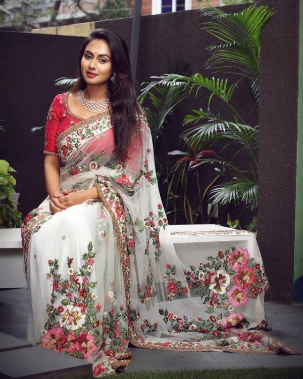 Trending Trending Stunning  White Color Saree