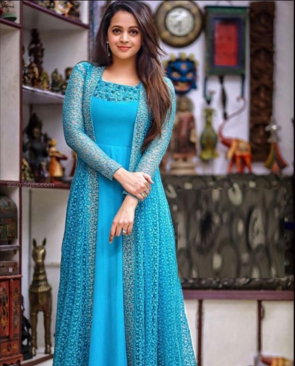 All functional Wear Designer Gown With Koti
